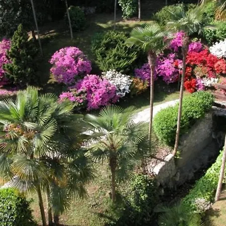 Appartamento Da Ale Con Spiaggia Privata Sul Lago *