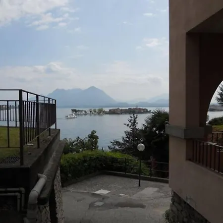 Da Ale Con Spiaggia Privata Sul Lago Appartamento Baveno
